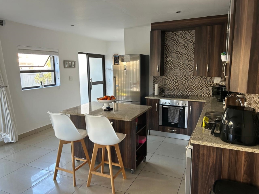 2 Bedroom Property for Sale in Sunset Beach Western Cape